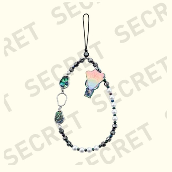 Popmart The Monsters Big into Energy series phone charm - Picture 7 of 8